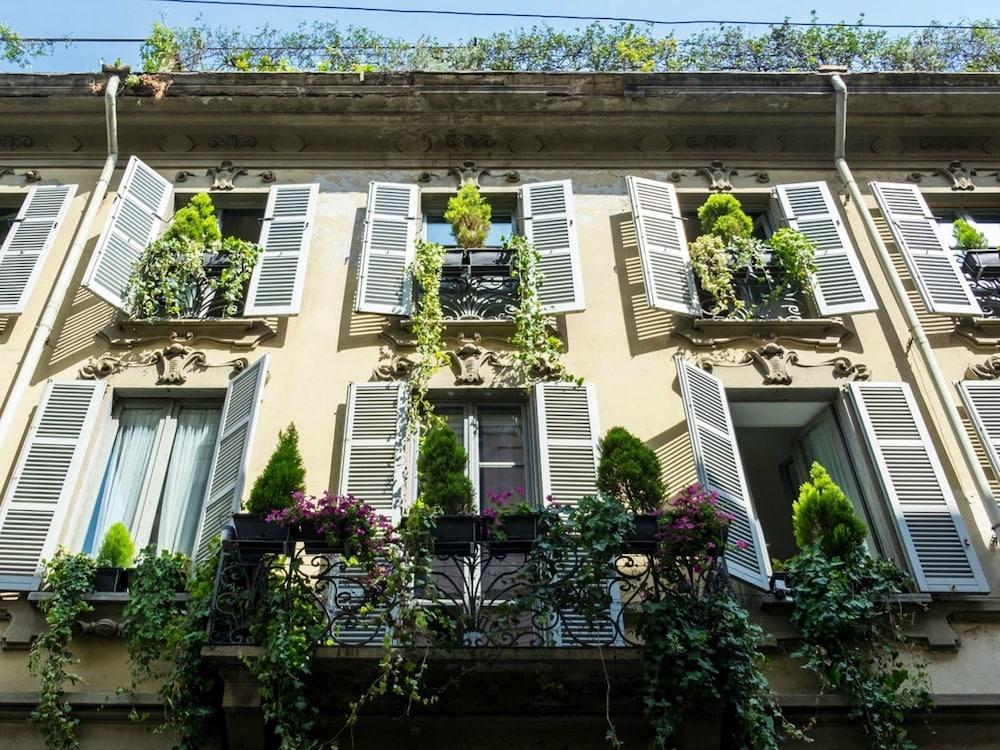 Milano Suites Buitenkant foto