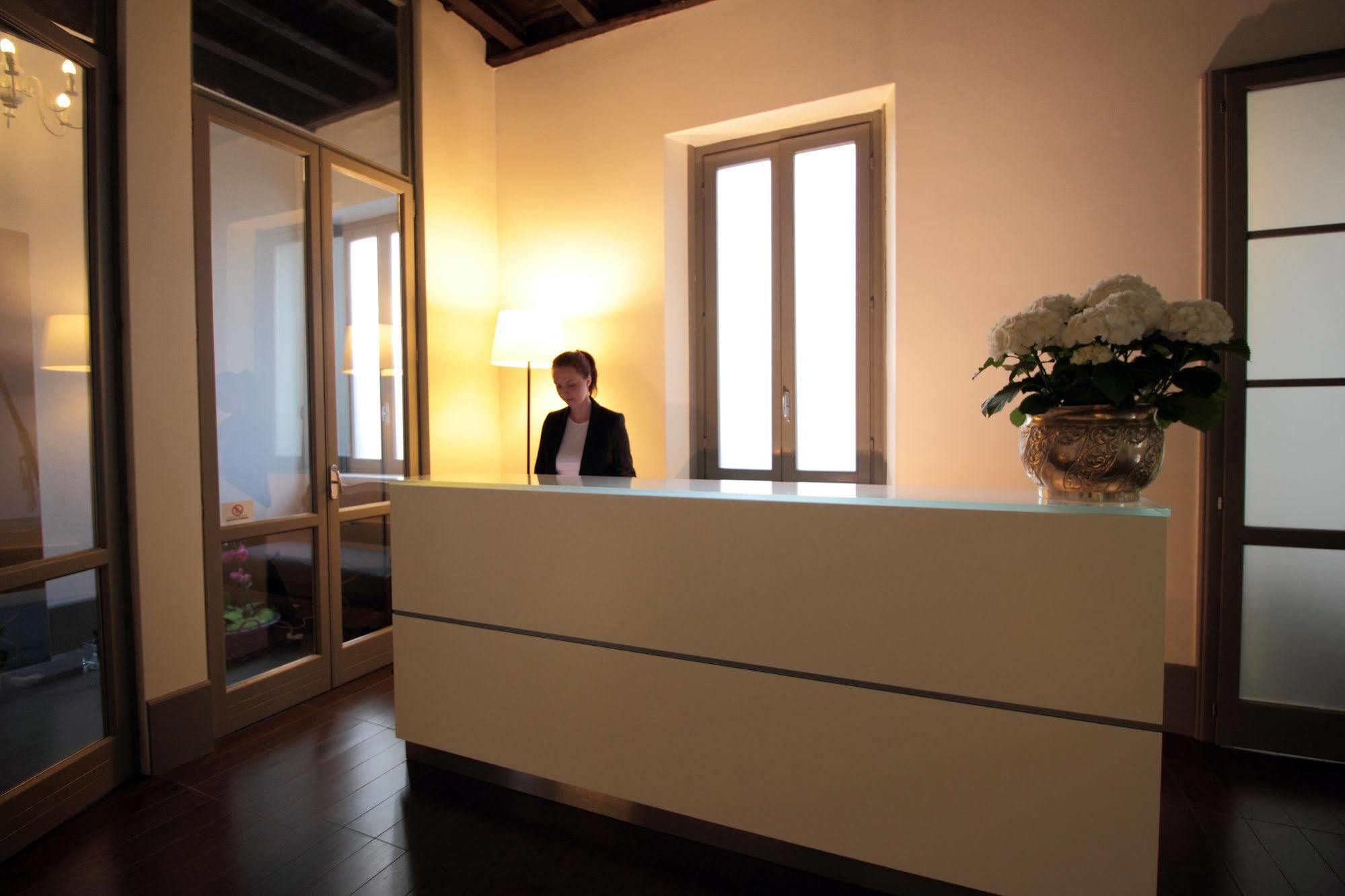 Milano Suites Buitenkant foto